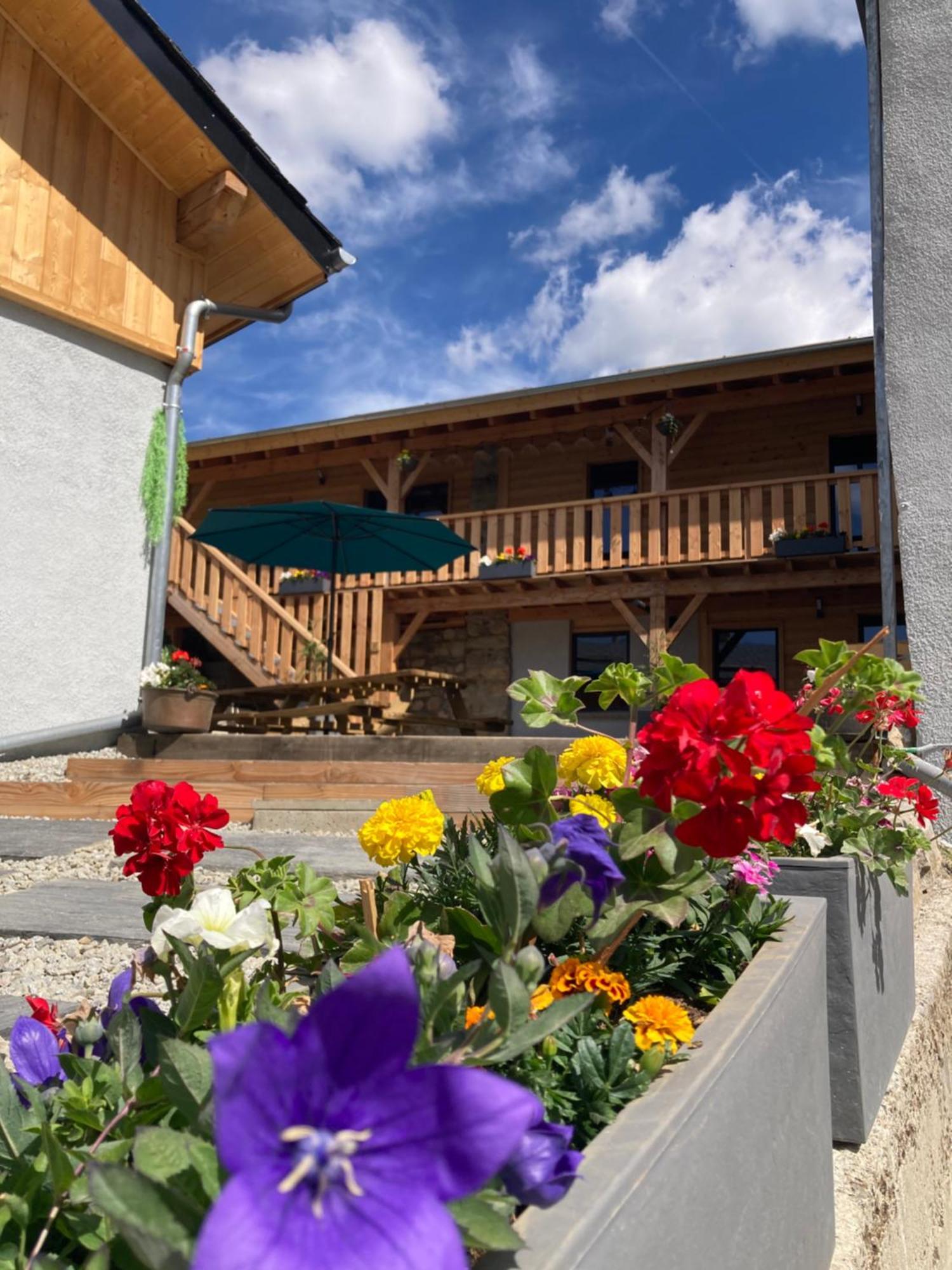 Studio Canellito Le Clos Des Ours Matemale Exterior foto