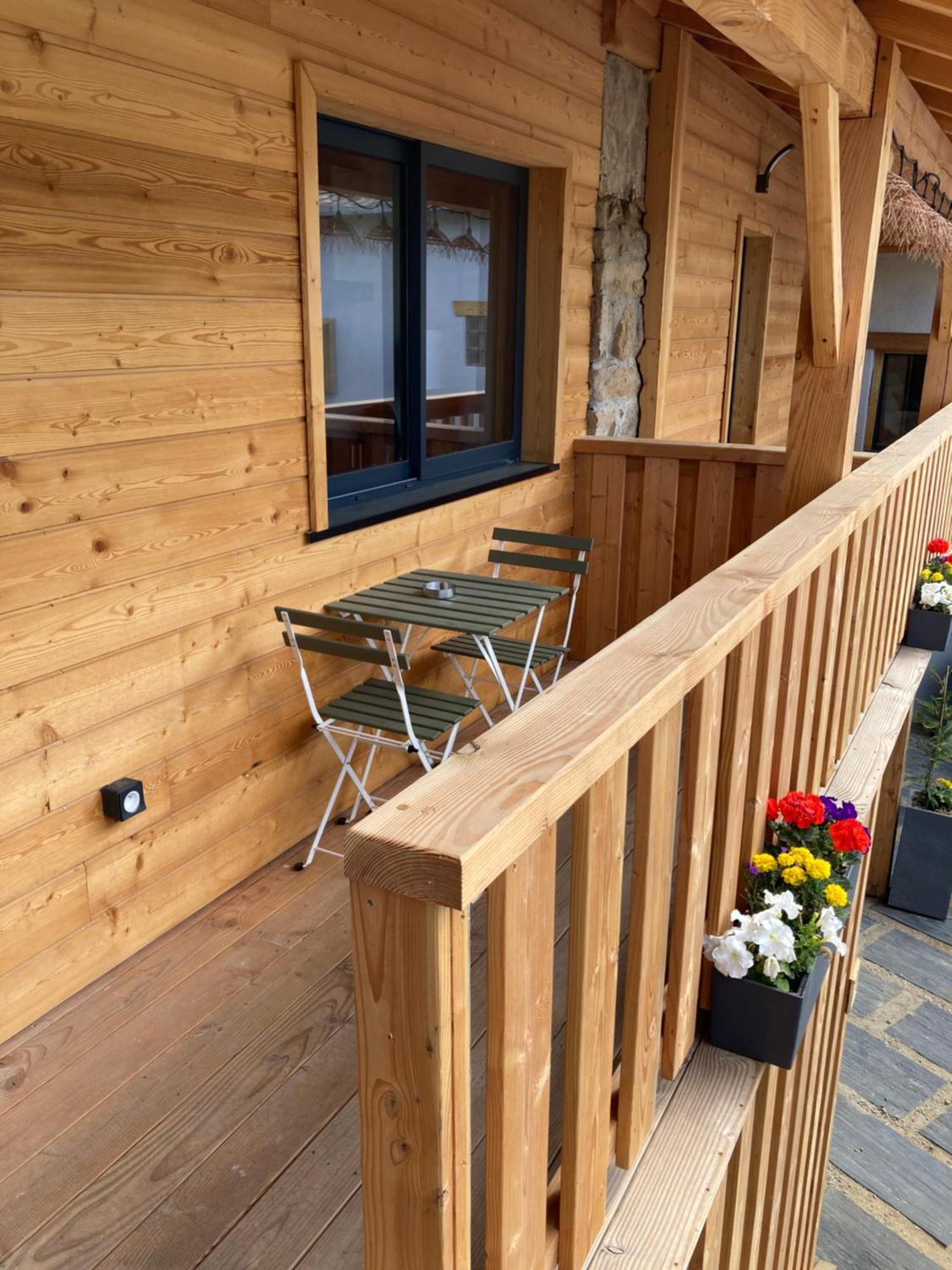 Studio Canellito Le Clos Des Ours Matemale Exterior foto